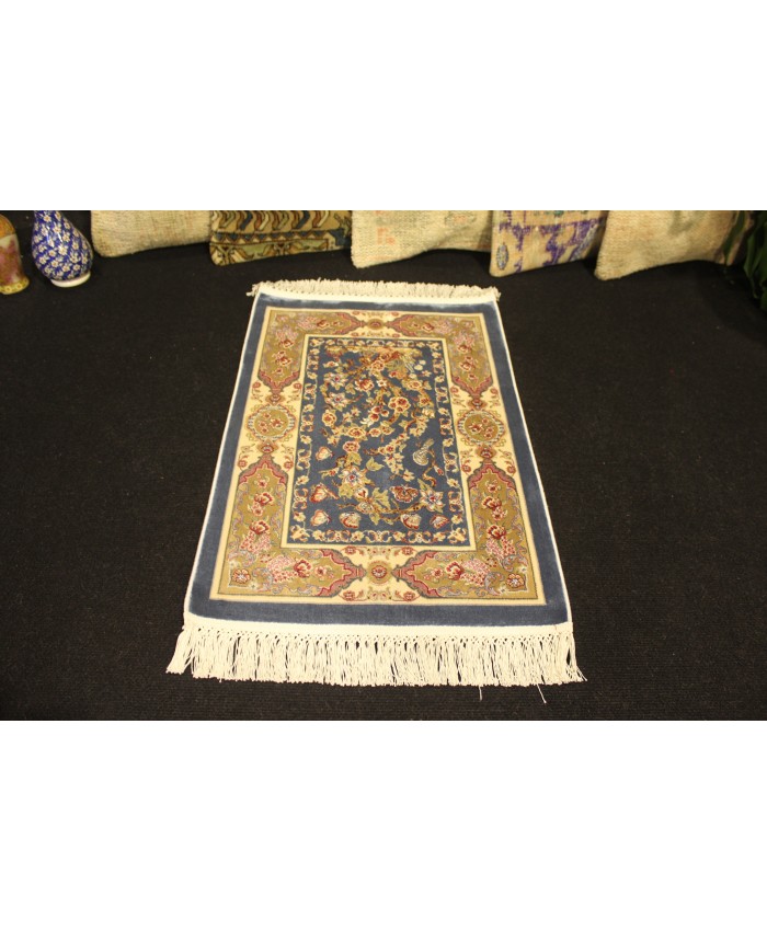 Turkish Rug 2x3 Feet